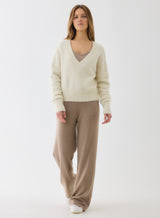 ULTRA SOFT ALPACA DEEP V-NECK